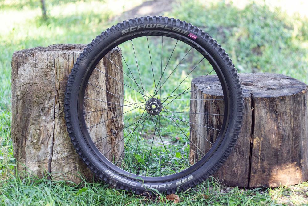 Покрышки 27.5 Schwalbe Magic Mary, Specialized Butcher
