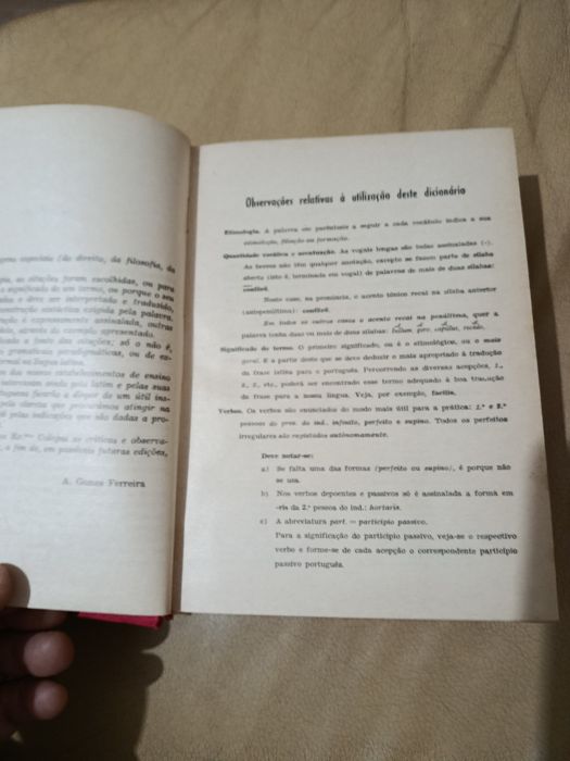 Dicionário Latim / Português