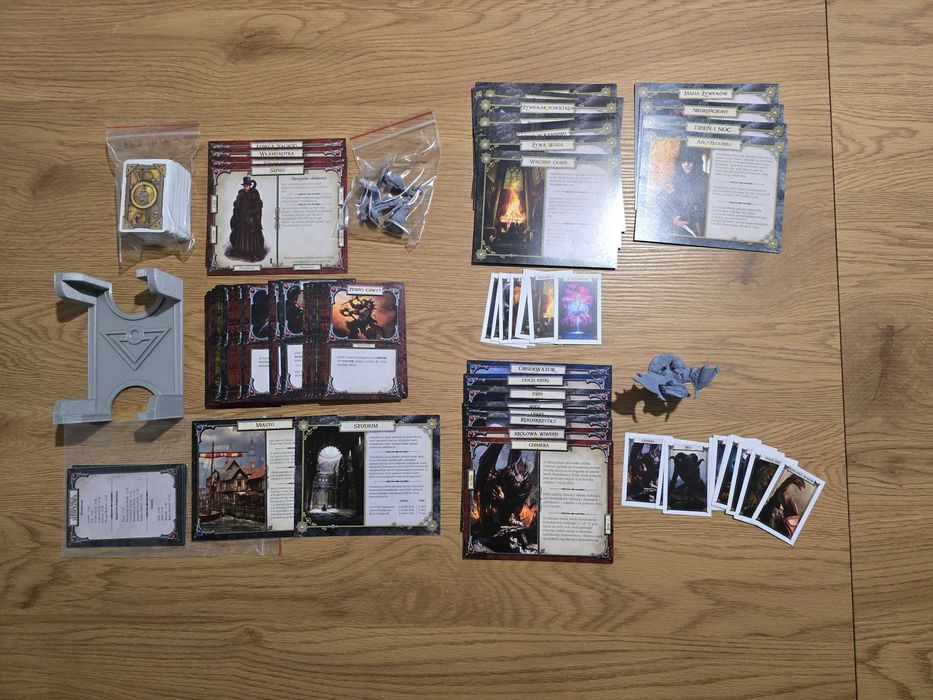 Gra planszowa Talisman Magia i Miecz + część dodatki Miasto oraz inne