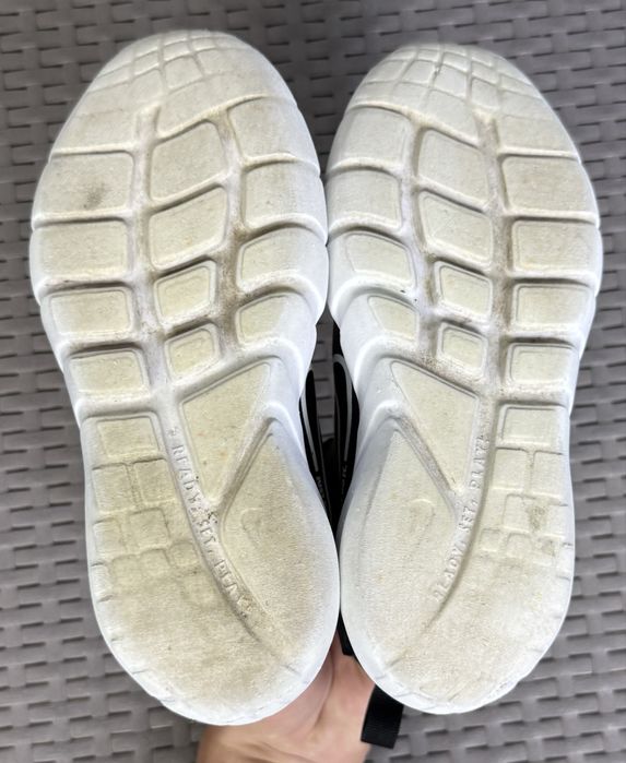 Nike Flex Runner кроссовки 31 размер детские беговые черные