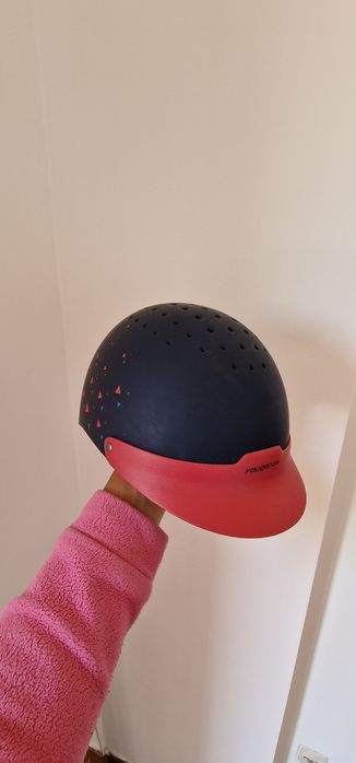 Toque de equitação criança