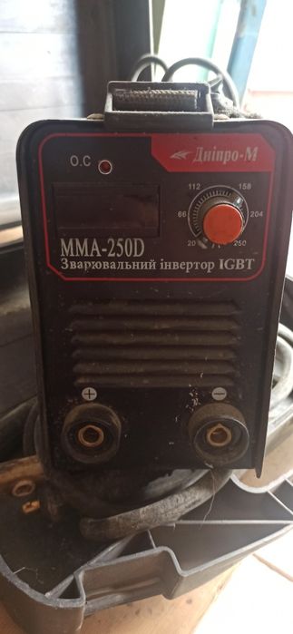 Сварочний аппарат з кейсом і маскою