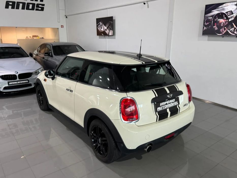 MINI 3 Portas One D