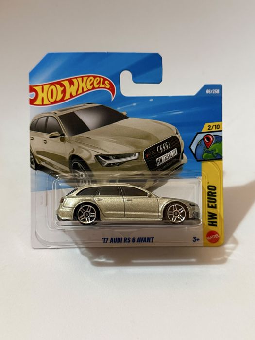 Miniatura Hot Wheels 17 Audi RS 6 AVANT