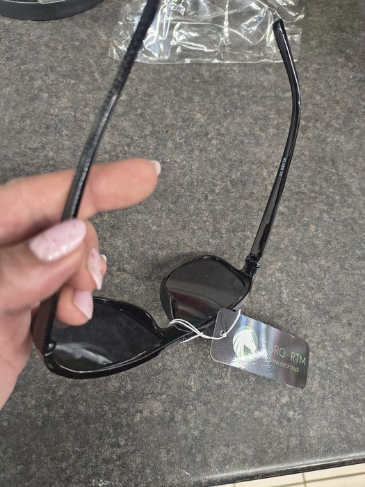 Okulary przeciwsłoneczne nowe