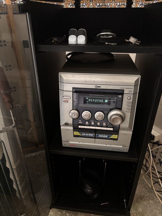 Aparelhagem LG com leitor triplo de CD