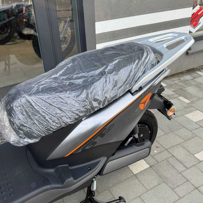 Електроскутер Yadea GT20 2400W 72V/25Ah, 12/12, графенові, доставка