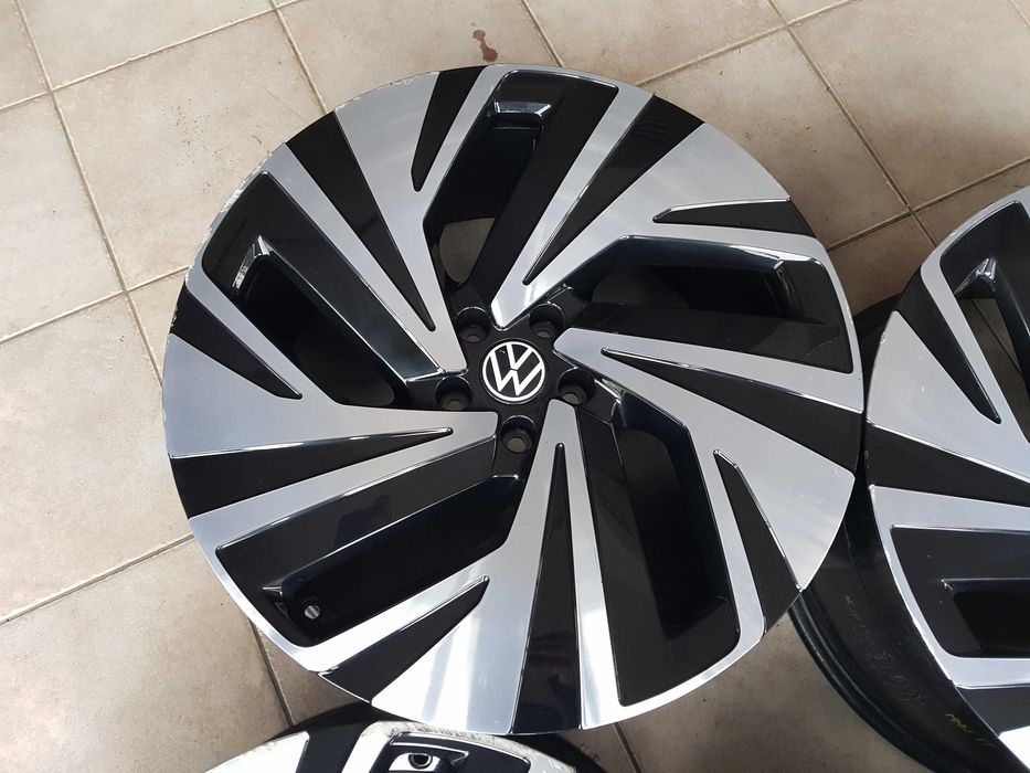 Felgi aluminiowe VW ID.4 8,5x21 9x21 5x112 57,1 Phaeton Passat Audi A8