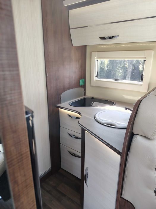 Autocaravana Mc Louis Ness 80 G (cama central)