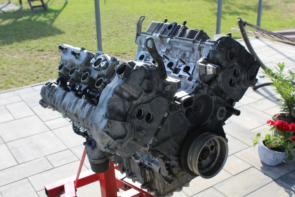 Silnik BMW N63b44