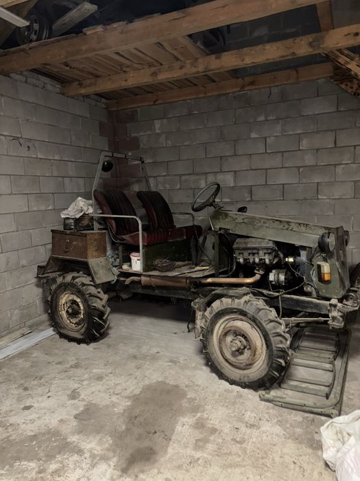 Продам трактор хаб