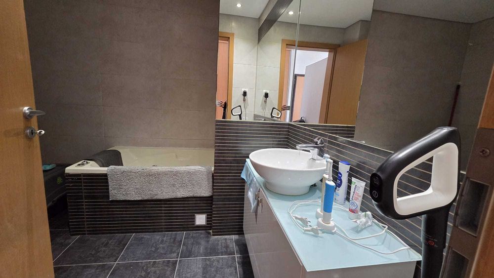 Apartamento T2 Torre da Marinha - Seixal