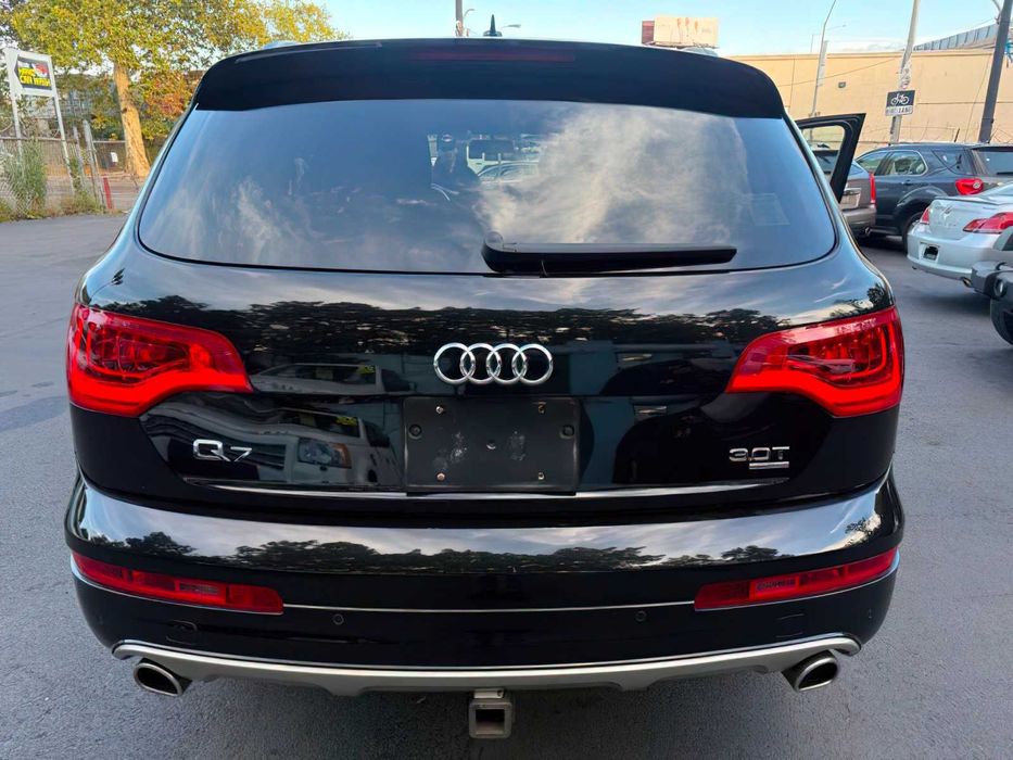 Audi Q7 3.0 quattro      2015