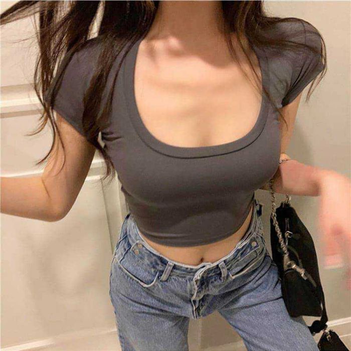 Casual summer women's crop top