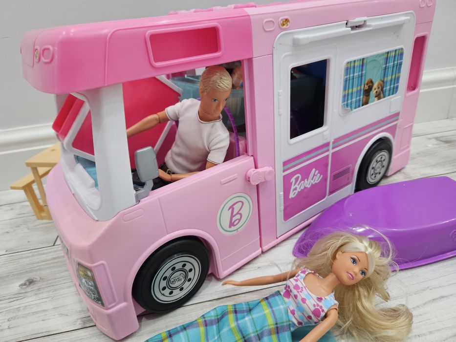 Kamper Barbie+dodatki