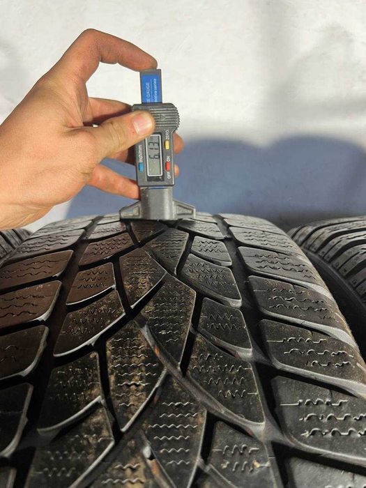 Без передоплати! Шини зима Б/В 225 35 19 Dunlop арт. 2142