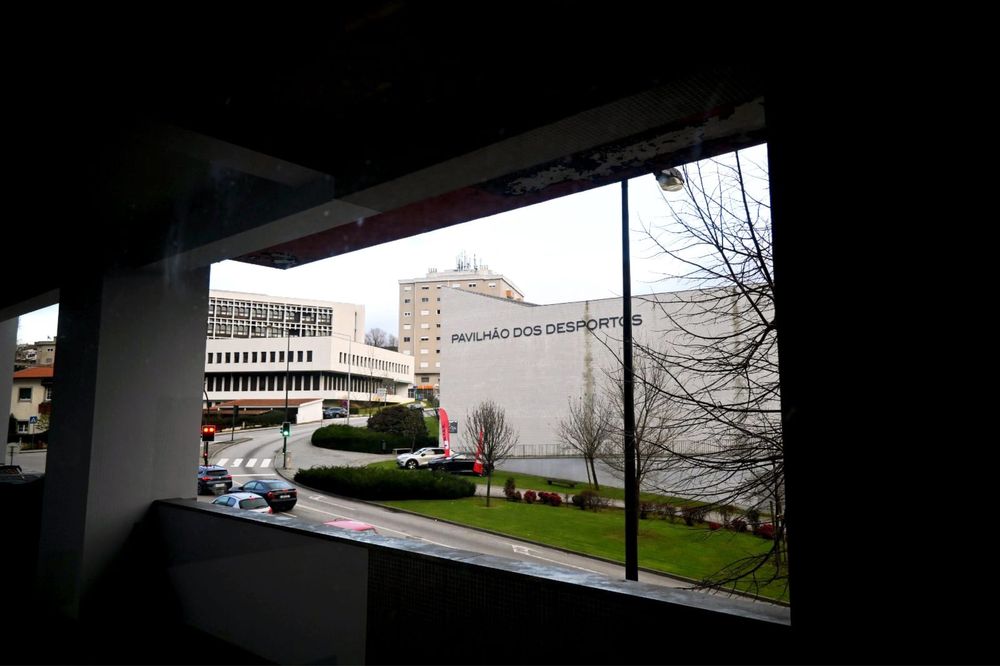 Espaço comercial 90 m² | Centro Vila Real | Potencial habitação