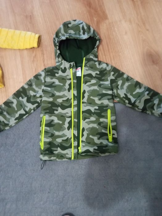 Kurtka Softshell 104 + druga gratis