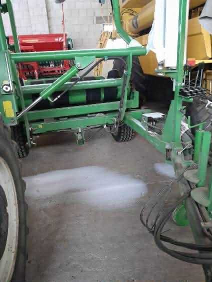 Owijarka samozaładowcza Pronar