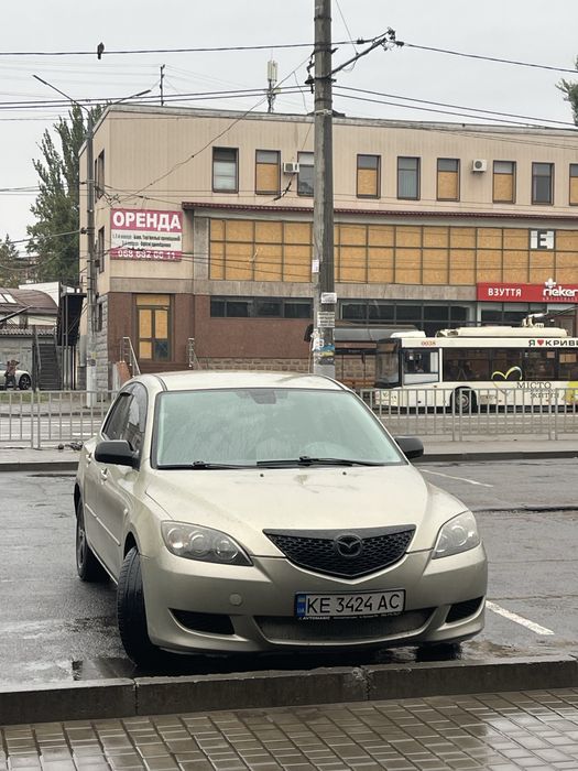 Mazda 3 на автомате/газ