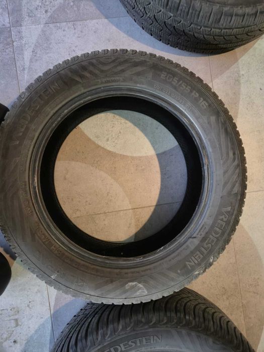 Sprzedam komplet 4 opon 205/55 R16