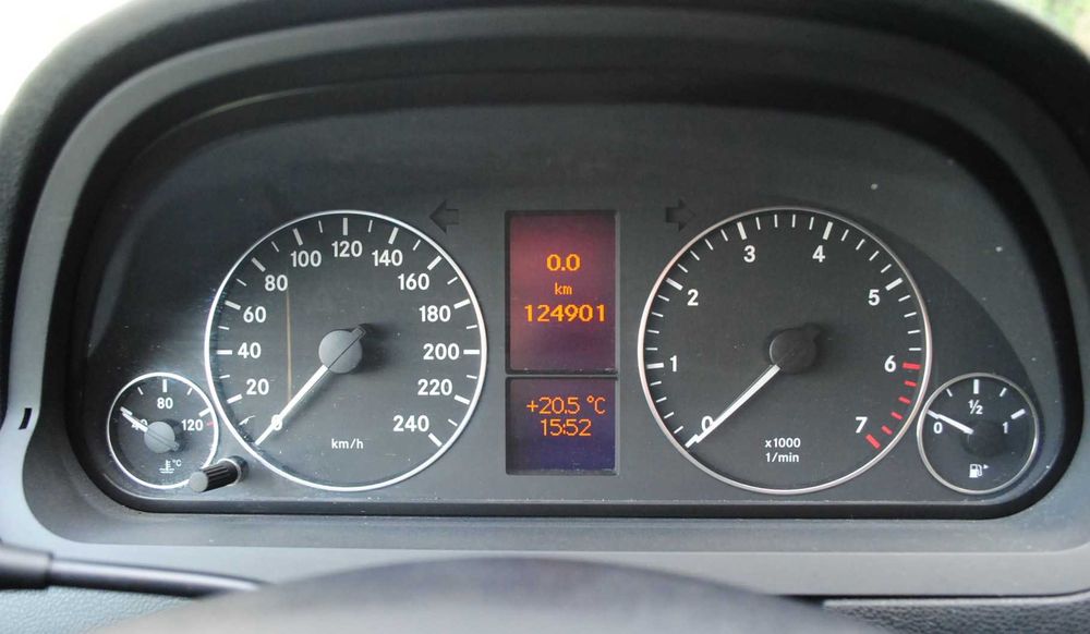 Mercedes-Benz A160 Automático
