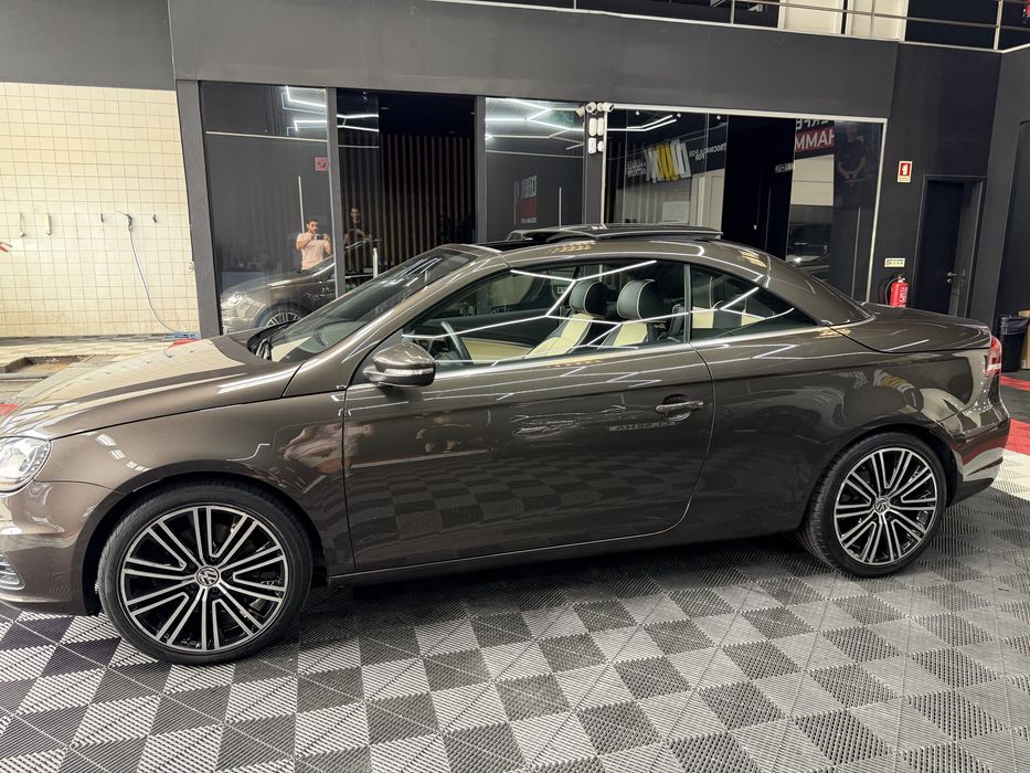 VW Eos 1.4 TSI Executive 160cv versão (topo de gama)Jantes 18 série P/Pessoas bom Gosto…