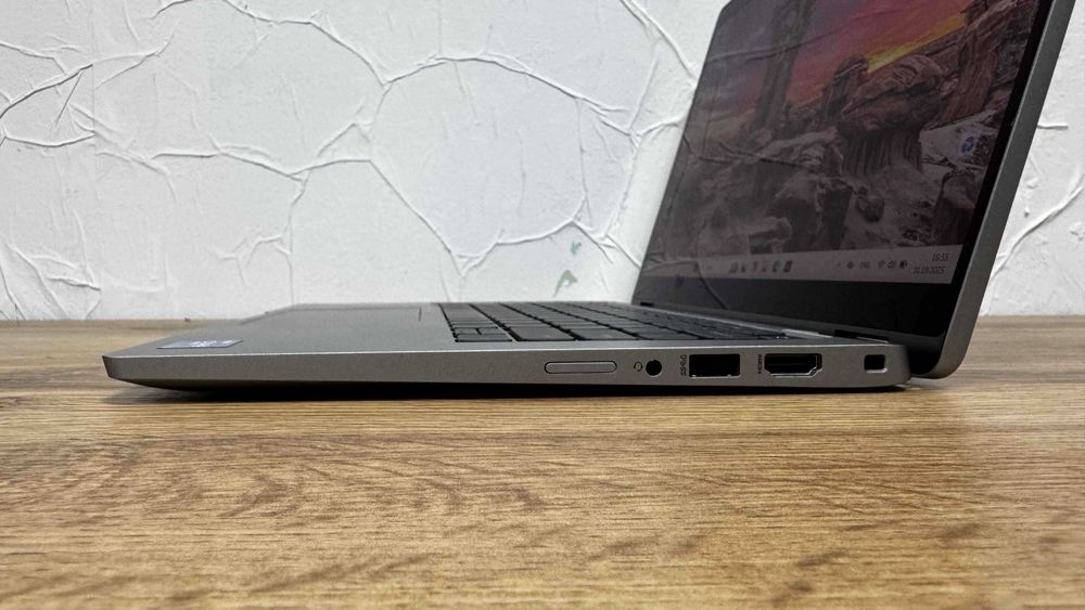 Dell Latitude 5320 2-in-1 – i7-1185G7, 32GB RAM, 256GB SSD, FHD Touch