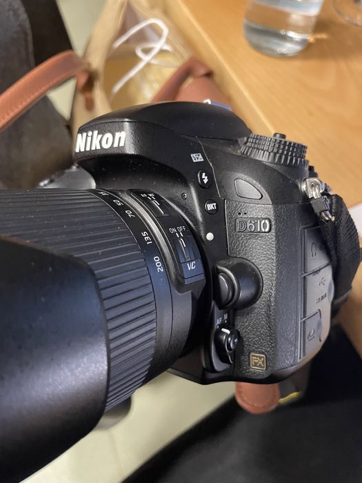 Vendo maquina fotografica reflex NIKON D610