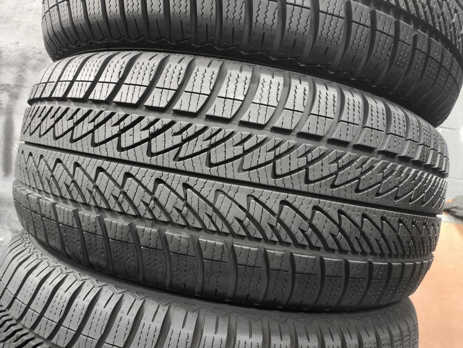 Шини Goodyear 225/50 R17 купити за вигідною ціною на OLX.ua