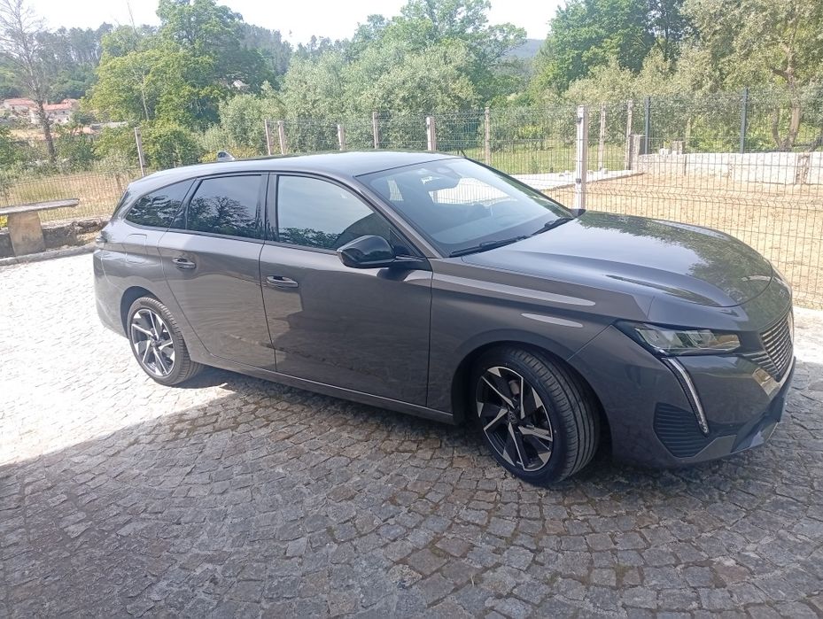 Carrinha Peugeot 308 SW Allure pack em ótimo estado