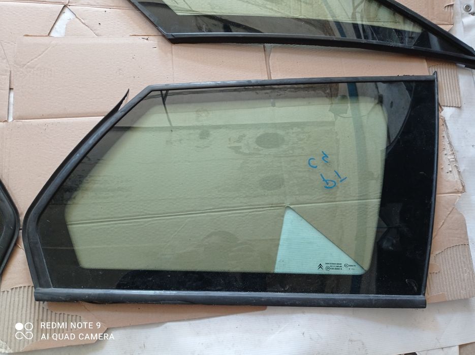 Стекло кузовное переднее заднее c4 grand picasso 2009 2010