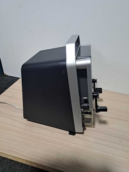 Przeglądarka do filmów Super8 BRAUN Sb1