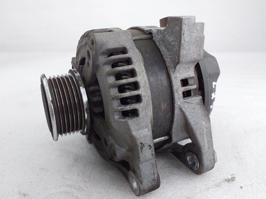 Alternador TOYOTA Yaris (_P9_)