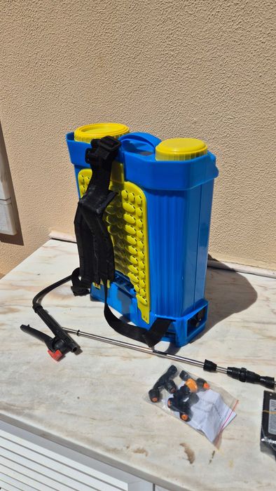Pulverizador Mochila a Bateria Bricoferr 16L