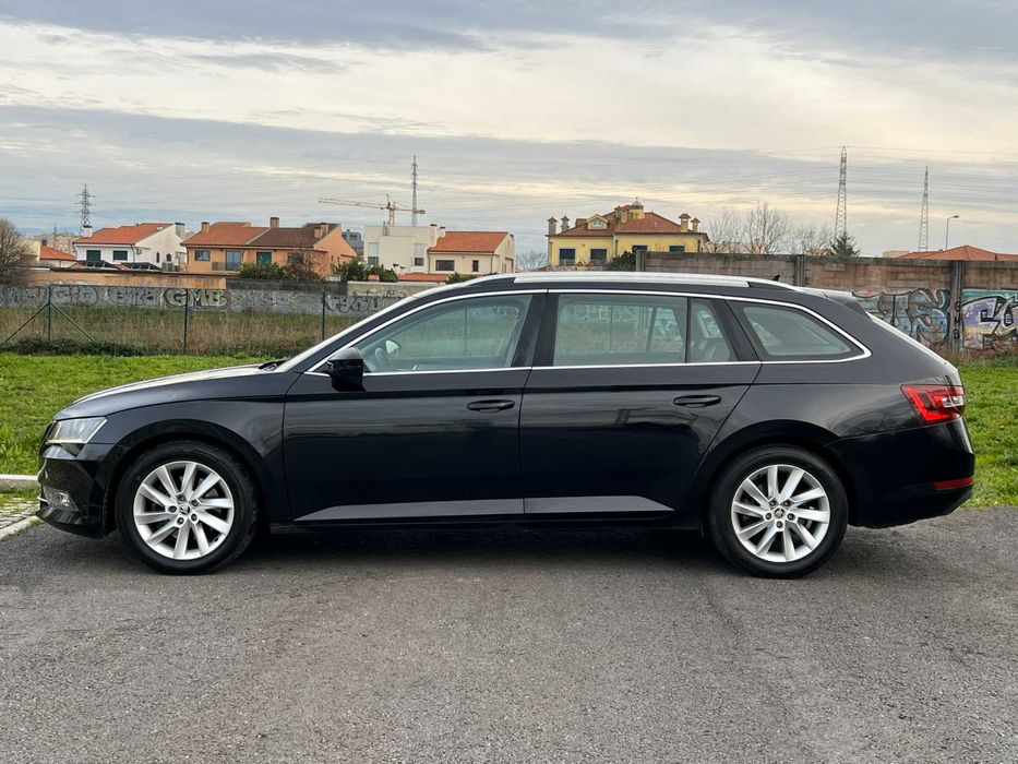 Skoda Superb Break 2.0 TDI DSG Nacional Full Extras