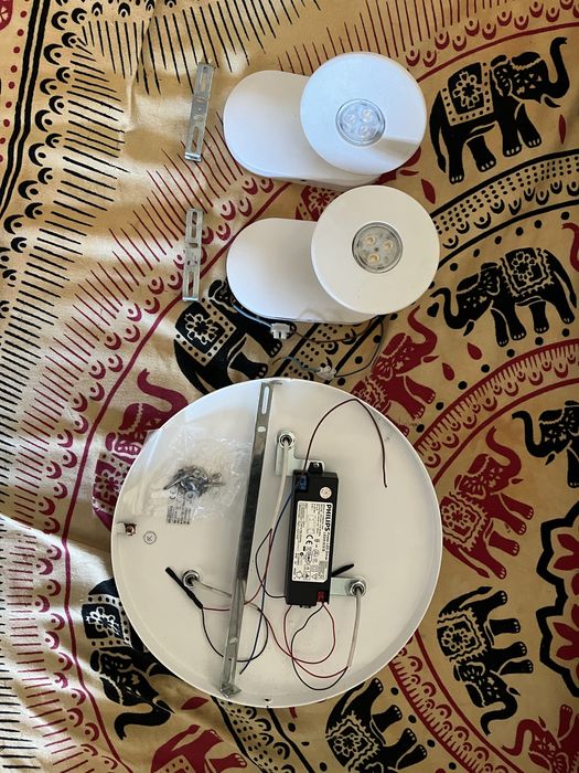 Philips Led Light de tecto e parede437558040079247366
