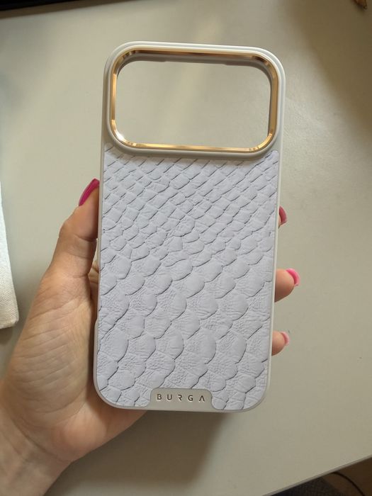 Zestaw burga iphone 17 pro max - etui oraz powerbank