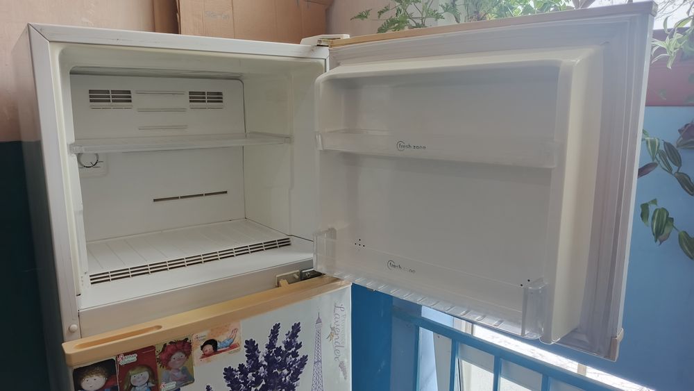 Холодильник Daewoo