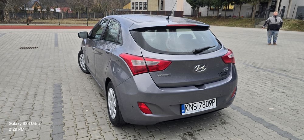 Hyundai i30 1.4bezyna