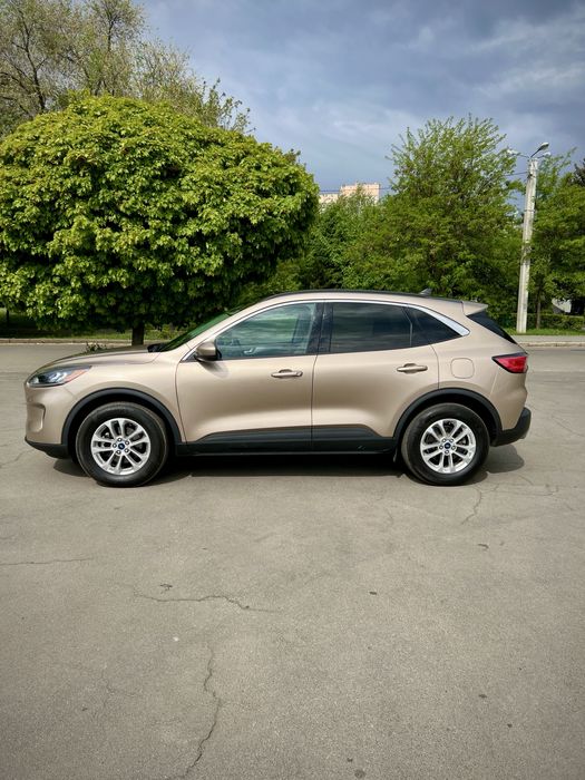 Ford escape SE 2021