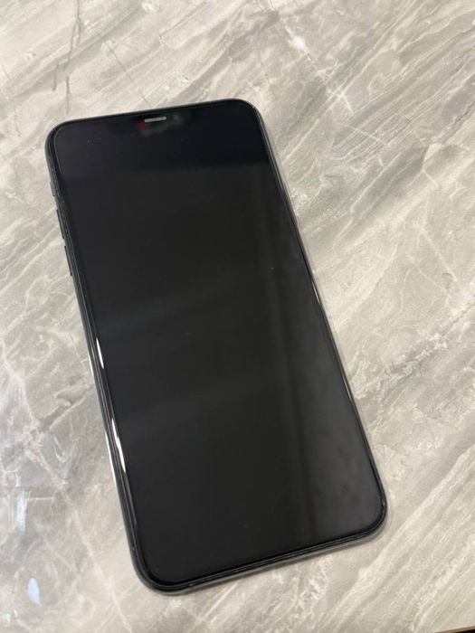Продам iphone 11 pro max 256