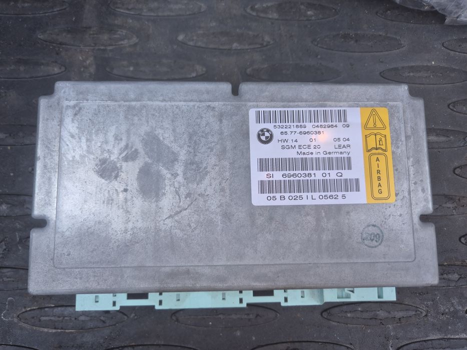 BMW E60 E61 moduł Airbag SGM 6960381 bez wystrzału