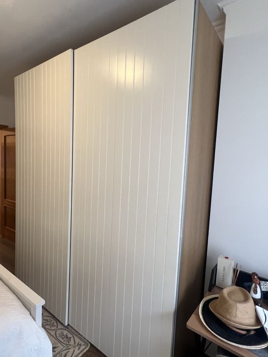 Roupeiro IKEA de Grande Capacidade – Impecável