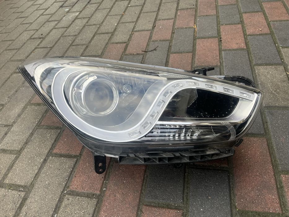 Lampa prawa Hyundai i40 led 11-19r