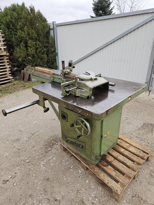 Frezarka dolnowrzecionowa do drewna niemiecka z wózkiem bocznym