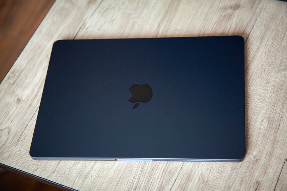 Идеальный MacBook air m4 13,6 16gb Midnight