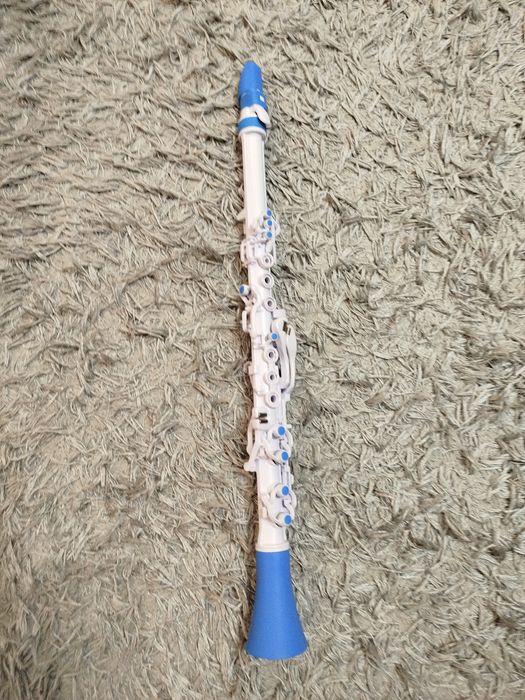 NUVO Clarinéo (azul e branco)