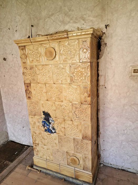 Piec kaflowy do demontażu