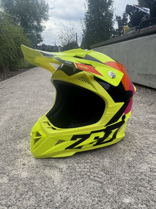 Kask FULLFACE / CROSS / Hulajnoga ZED z homologacją–różne kolory